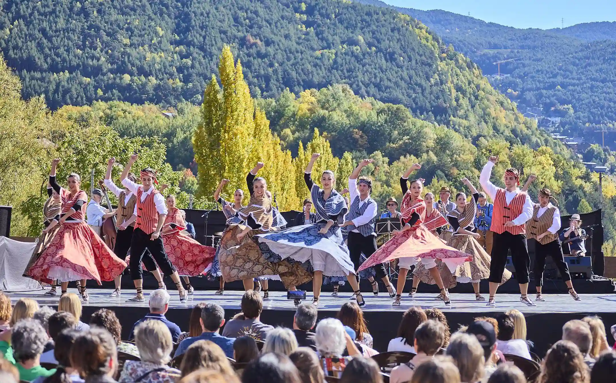 Històric Contradans